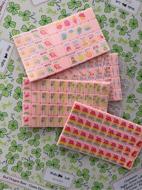 Palm Beach Pink Tile Mahjong Set